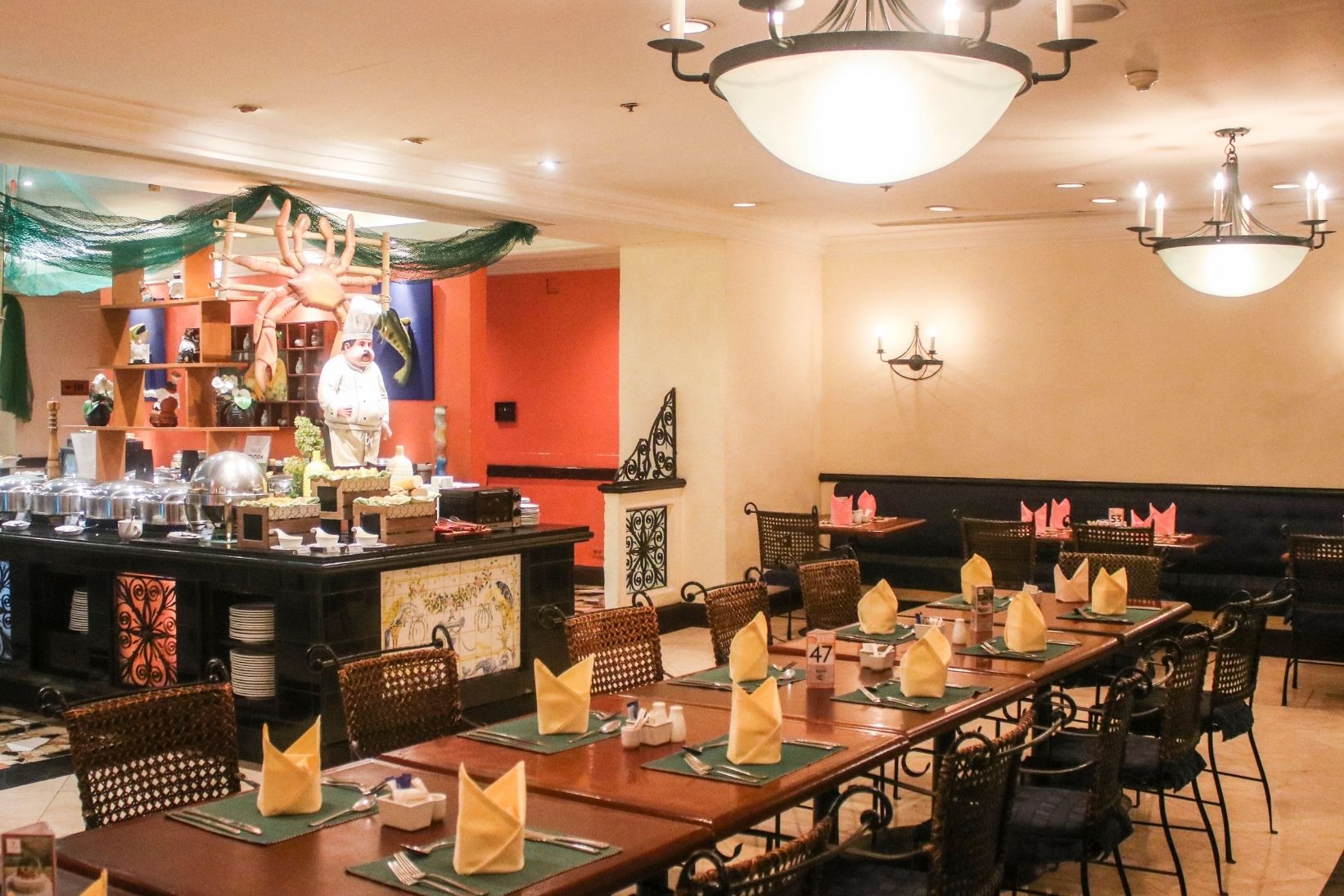 Riviera Cafe